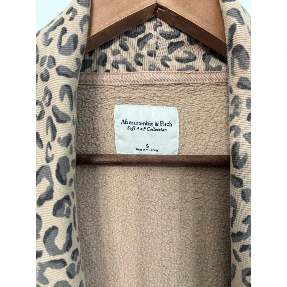 Abercrombie Fitch Soft AF Sz S  Leopard Print Open Front‎ Cardigan Sweater - Picture 2 of 5
